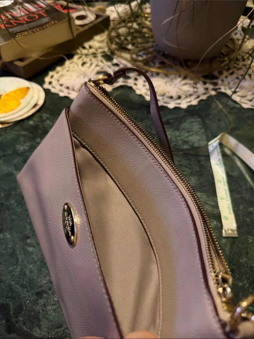 Small Coach Purse/Wristlet Cream/Ivory Color w/Gold Accessories 🤍